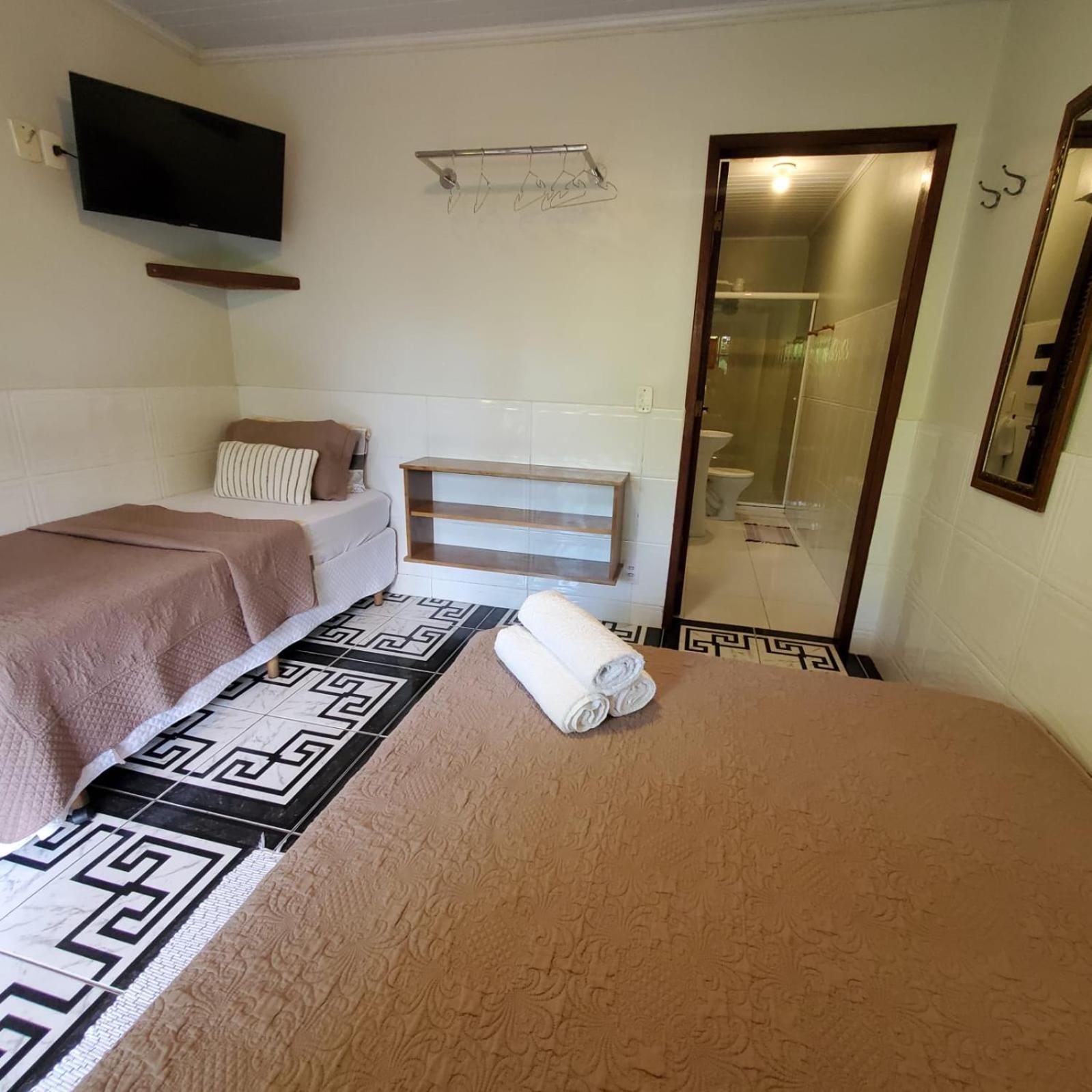 Casa Arariba - Ilha Grande - Abraão Eksteriør billede
